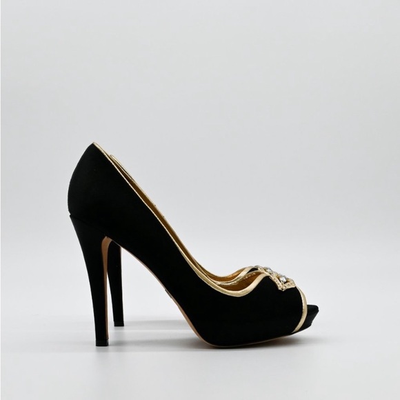 BADGLEY MISCHKA - Picture 2 of 3